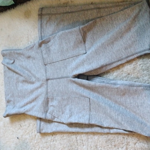 Aerie Heather Gray Flare Leggings - Picture 3 of 6